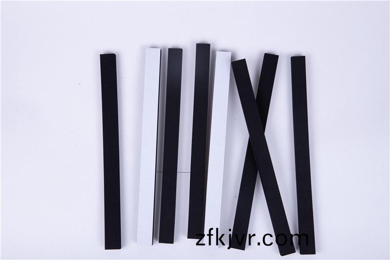 CR減(jian)震保溫(wen)條(tiao)